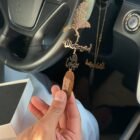 تعليقة محفورة شكل نسر مع كسرة عود – إيڤـال